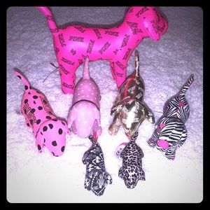 7 Victoria’s Secret PINK dogs.